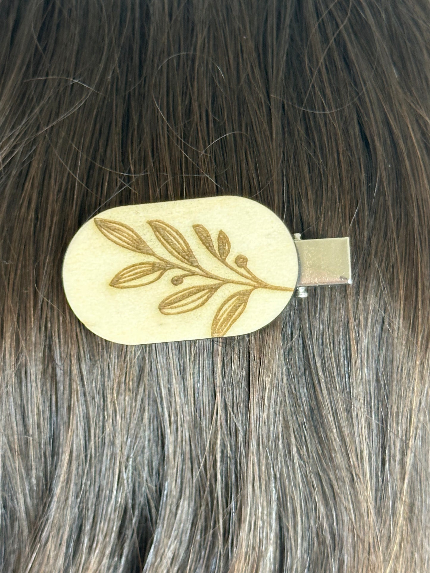 Leaf Wooden Clips