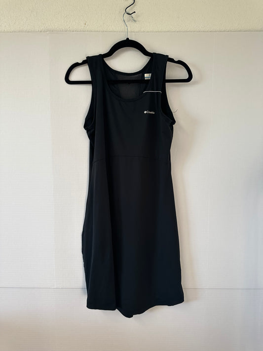 Columbia sports dress size medium