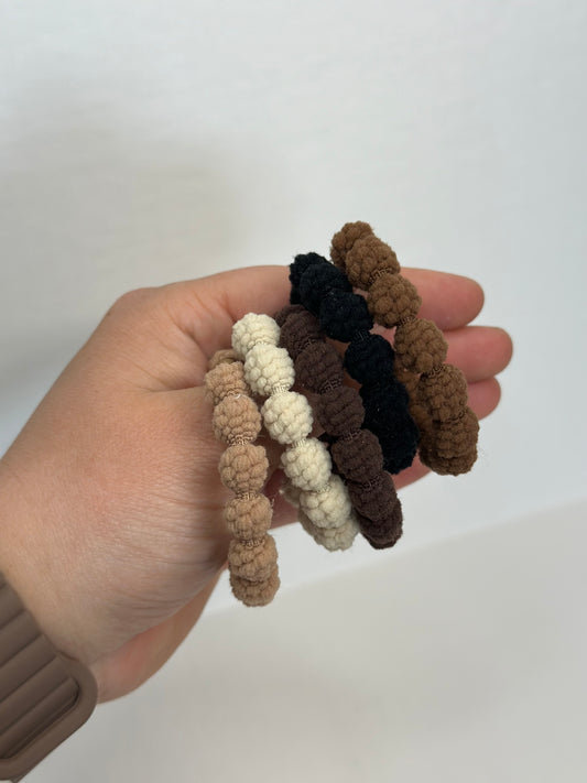 Plush elastic hair tie