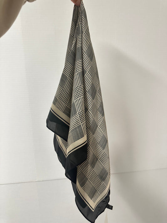 27" Scarf | Black & Beige Checkered Lines