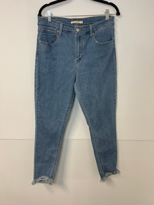 Size 32 Levi's 721 high rise skinny