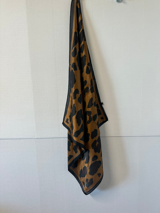 Leopard print head scarf • 26”