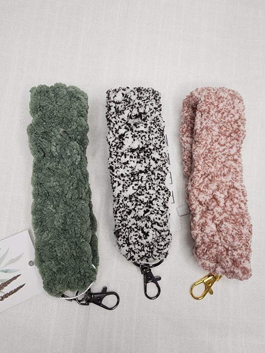 Wristlet keychain